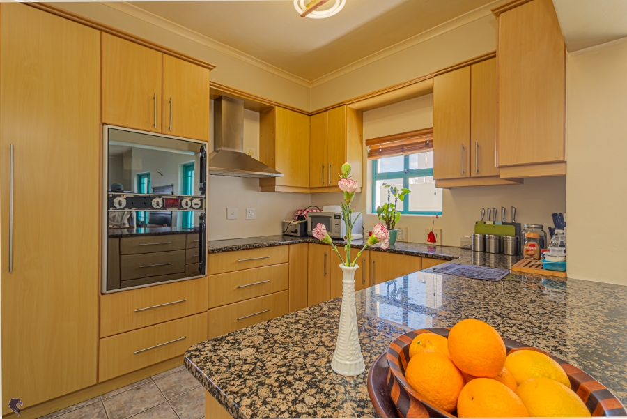 4 Bedroom Property for Sale in Paradise Beach Western Cape